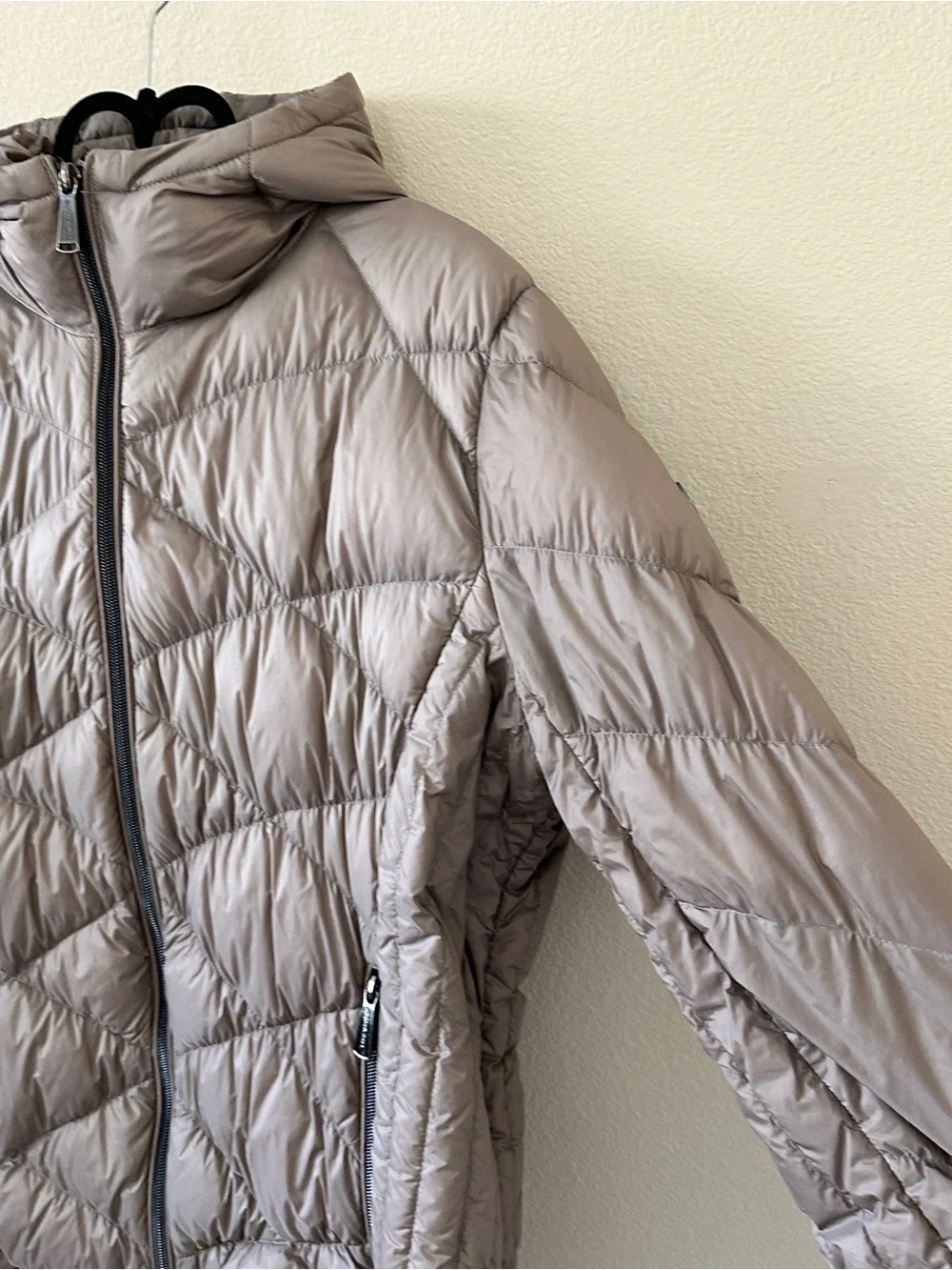 Michael Kors Taupe Quilted Hooded Packable Down Fill Puffer Jacket Size XL